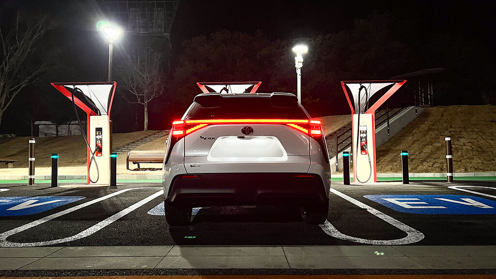 従来モデルとは別次元のEV性能を実現！／トヨタ「新型bZ4X」1000km