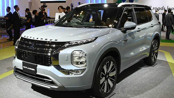 アウトランダーPHEV
