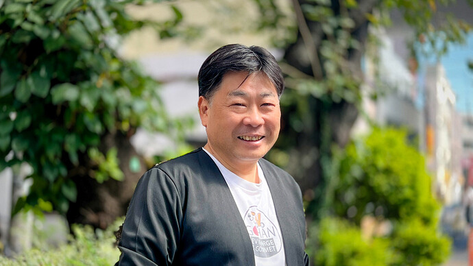 主催者の石井啓介さん。