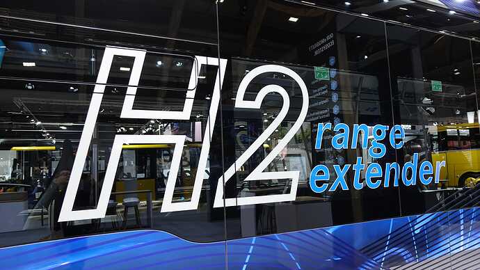 圧巻の現実「世界の最新EVバス図鑑」〜 busworld2023 レポート
