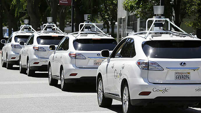 車両本体よりも高価だった頃のLiDAR。今はサバ缶サイズに。
