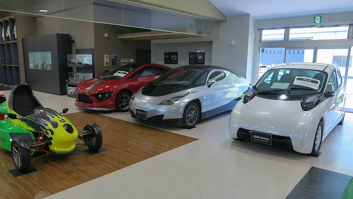 シムドライブ関連のプロトタイプ車も展示されていました。