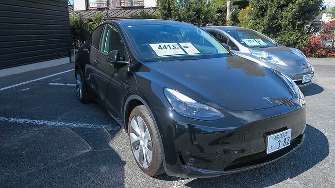 「EV CAR」で人気＆オススメはやはりテスラ車。独自のスーパーチャージャー網が拡充中。