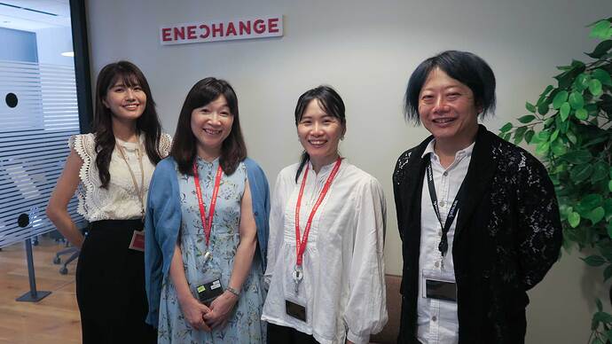 写真左から、Fさん、Tさん、Mさん、Kさん。