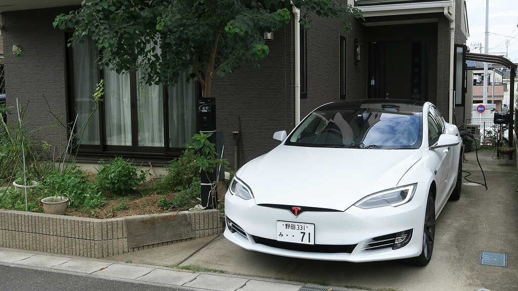 EV充電器 バッグ付き 未使用 テスラ以外使用可 66897b656b4d319f363f6efa1adf5d