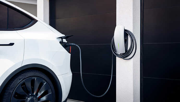 提供元:Tesla, Inc.