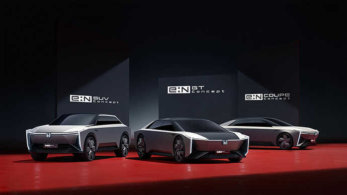 「e:N SUV Concept」「e:N GT Concept」「e:N COUPE Concept」