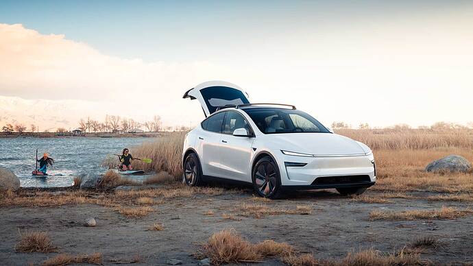 新型モデルY（画像：Tesla, Inc. ）