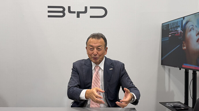 フォルクスワーゲンジャパンなどで輸入車販売経験が豊富な東福寺厚樹社長。