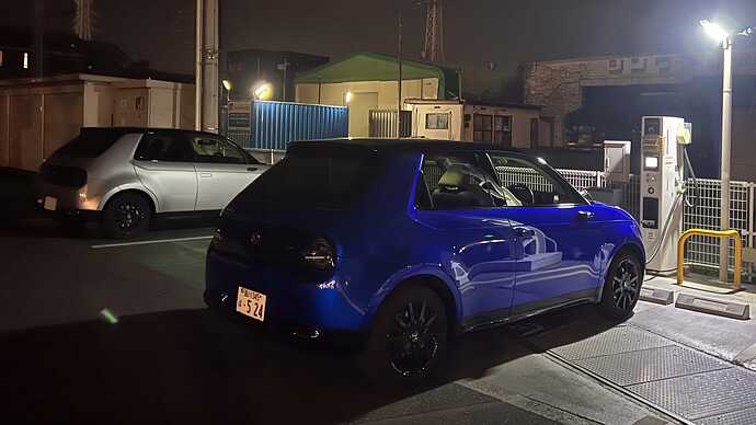 静岡日産自動車清水店。