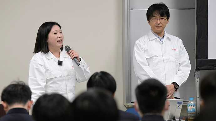 後藤香織さん（左）と内山一さん（右）。