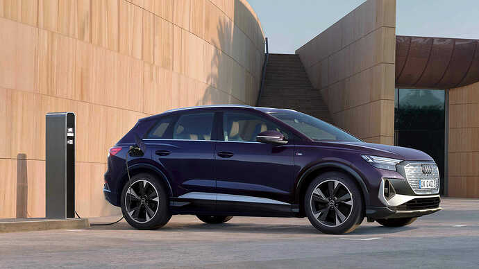 Q4 40 e-tron
