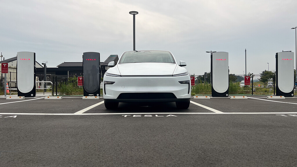 テスラ「新型モデルY」で四国へ弾丸遠征／車中泊や冷温庫の使い勝手も
