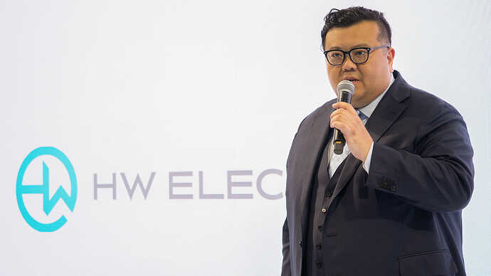 蕭偉城社長。
