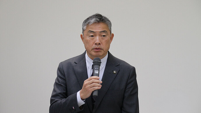 木更津市の渡辺芳邦市長。