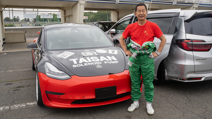 初参戦で3位の土屋圭市選手（TAISAN BIR TESLA 3）。
