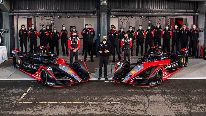 シーズン9（2022～23年）には日産もマクラーレン・レーシングとともに参戦。