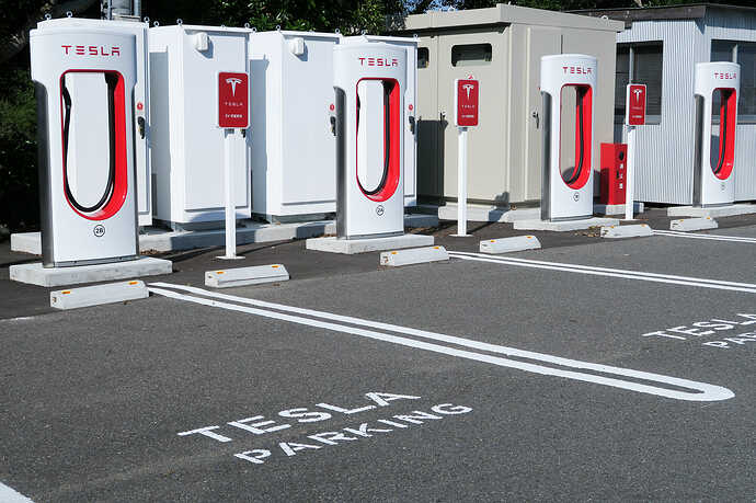 そして何より、充電器そのものがかっこいい。