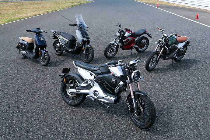 SUPER SOCOシリーズの5車種。