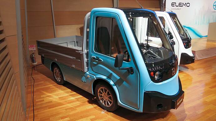 さまざまな荷室スタイルの実車もお披露目
