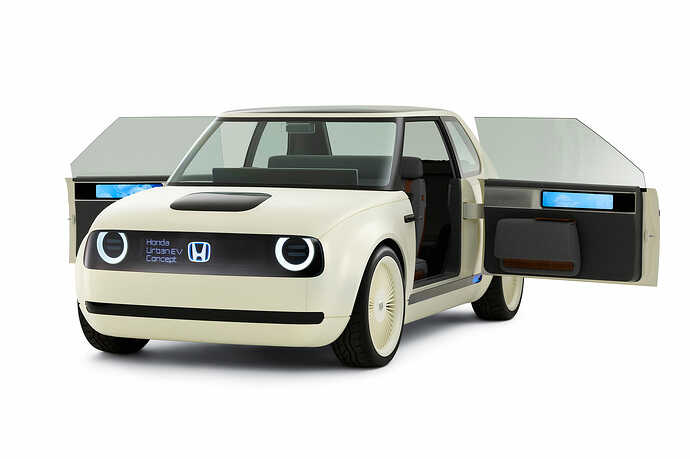 2017年の東京モーターショーで発表されたコンセプトモデル「Honda Urban EV Concept」。『Honda e』は5ドアハッチバックになるなど市販化に向けてのアップデートが行われた。
