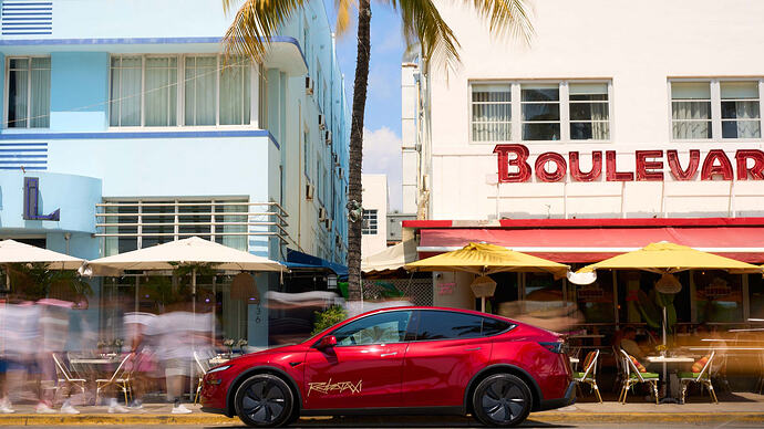 ROBOTAXI-Ramping unsupervised in Miami.