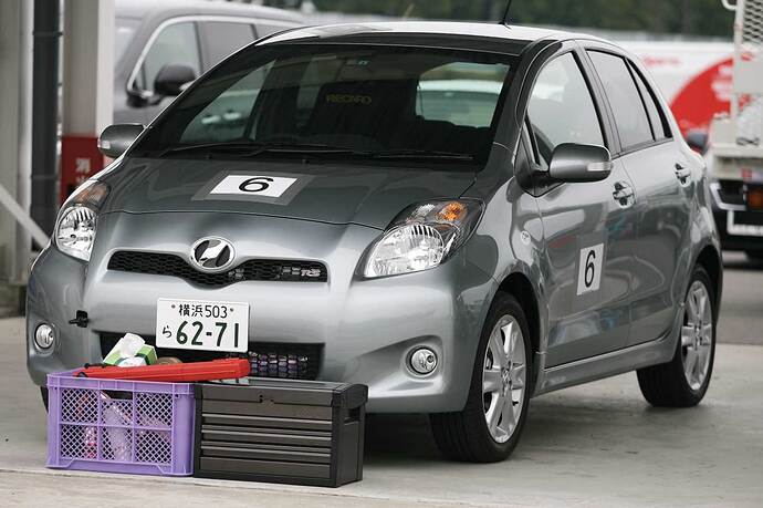 日本EVクラブが主催するEVフェスティバルに出場していた車両たちもコンバートEVクラスに出場している。が、なかには、その実体がわからない実に怪しい車両も……。