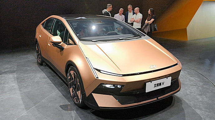 IONIQ V