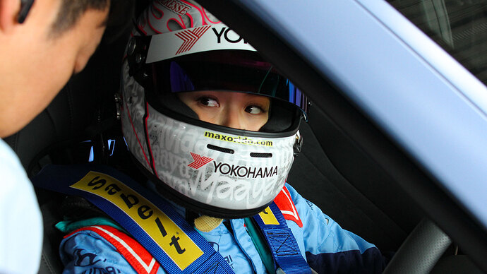 スタート直前の織戸選手。