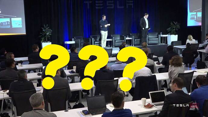 Tesla Autonomy Dayの様子。会場にはメディアと研究者がいたが、メディアの大半は何を言っているのかさっぱりわからないといった様子の場面も。???マークは編集部にて付加。（出典：テスラ公式YouTubeチャンネル）