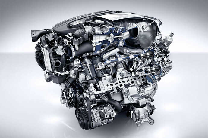V8ターボエンジン。画像はDaimler Global Media Siteより。