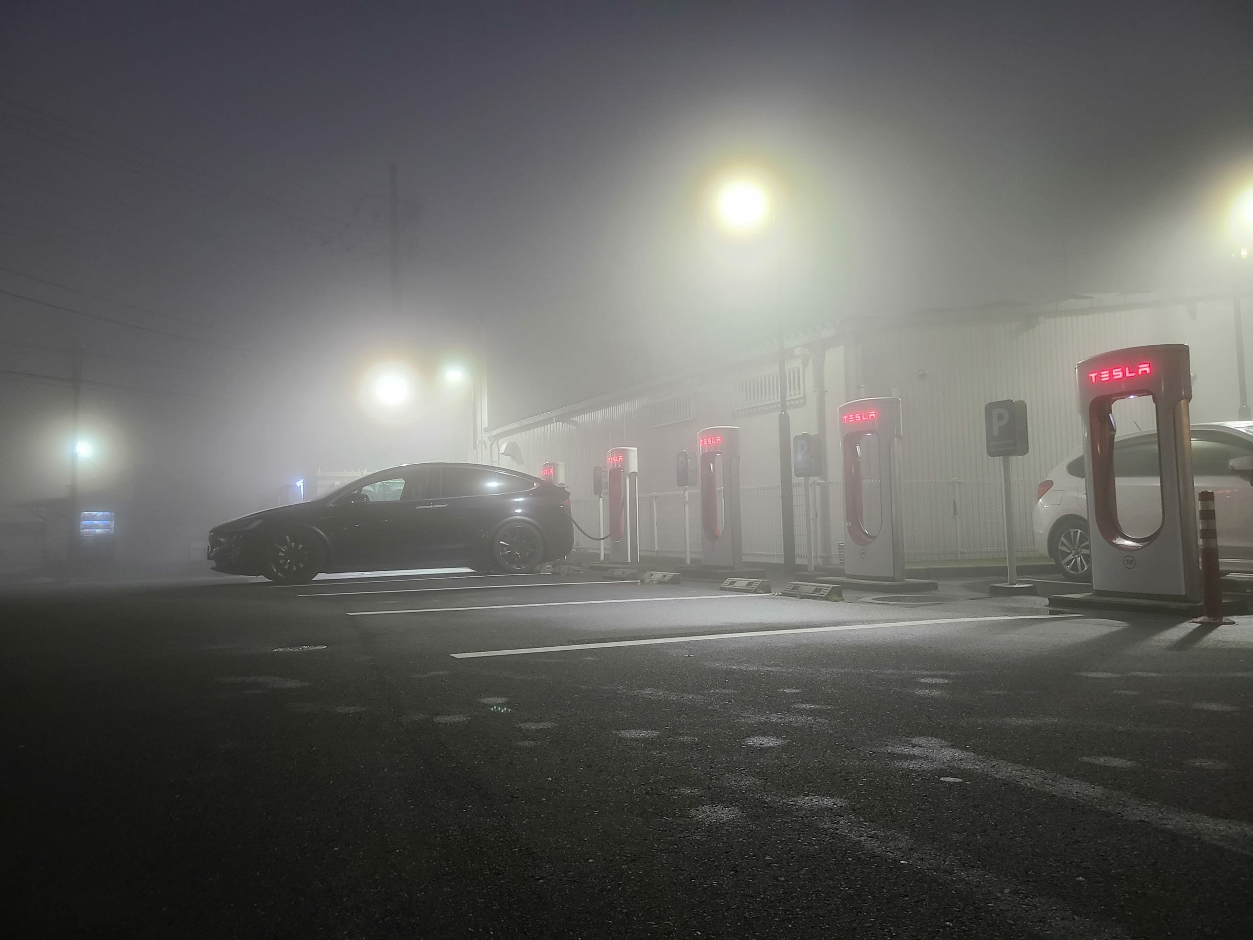 テスラモデルXで自動運転ノンストップ291km: 東京-福井5回目 - 電気
