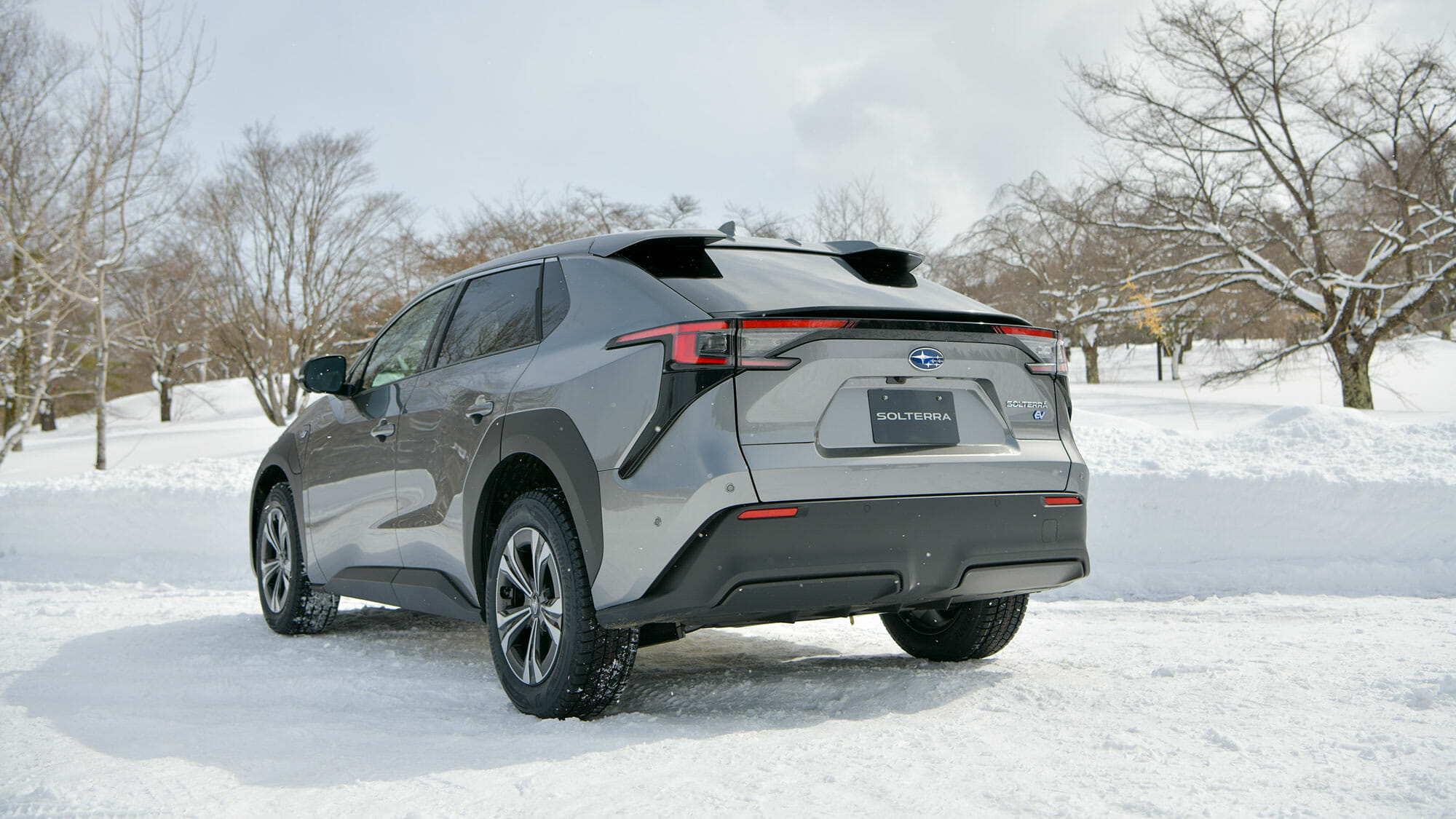 スバル『ソルテラ』雪上試乗レポートPART.1〜SUBARUらしいEVへの一歩