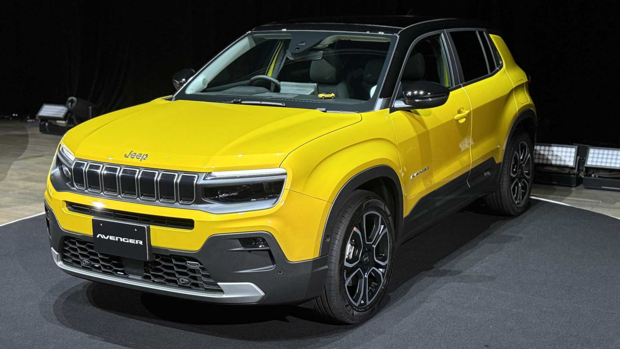 ジープ初の電気自動車『アベンジャー』日本発売／航続距離486kmで価格