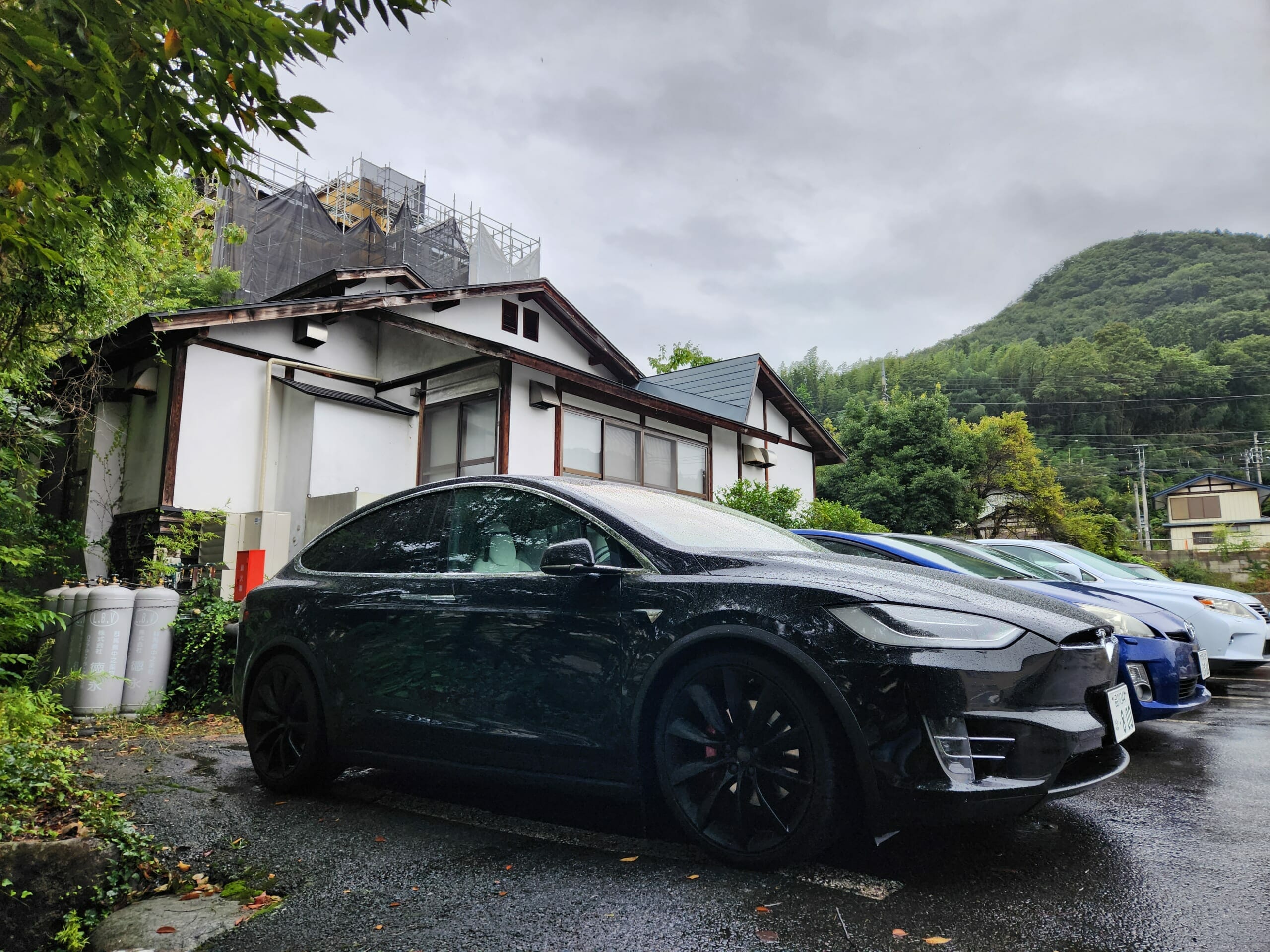 更新完了】5年11万キロ走行のテスラモデルXで1000km、東京-山形往復