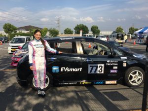 美しすぎるレースドライバー 塚本奈々美選手