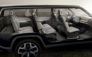 Rivian R1Sのインテリアが見えるカットモデル。Rivianの公式サイトより転載。