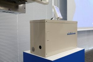 家庭用蓄電池システム「トライブリッド」の家庭用蓄電池(室内設置)