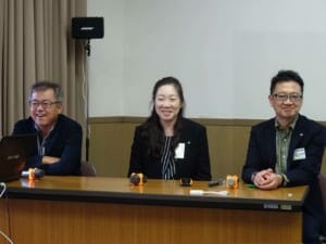 左から三菱自動車の百瀬さん、日産自動車の小塚さんと佐々木さん。世界の市販EVの専門家が、参加者の質問に答える、世界的にも最先端のEV経験がここに!