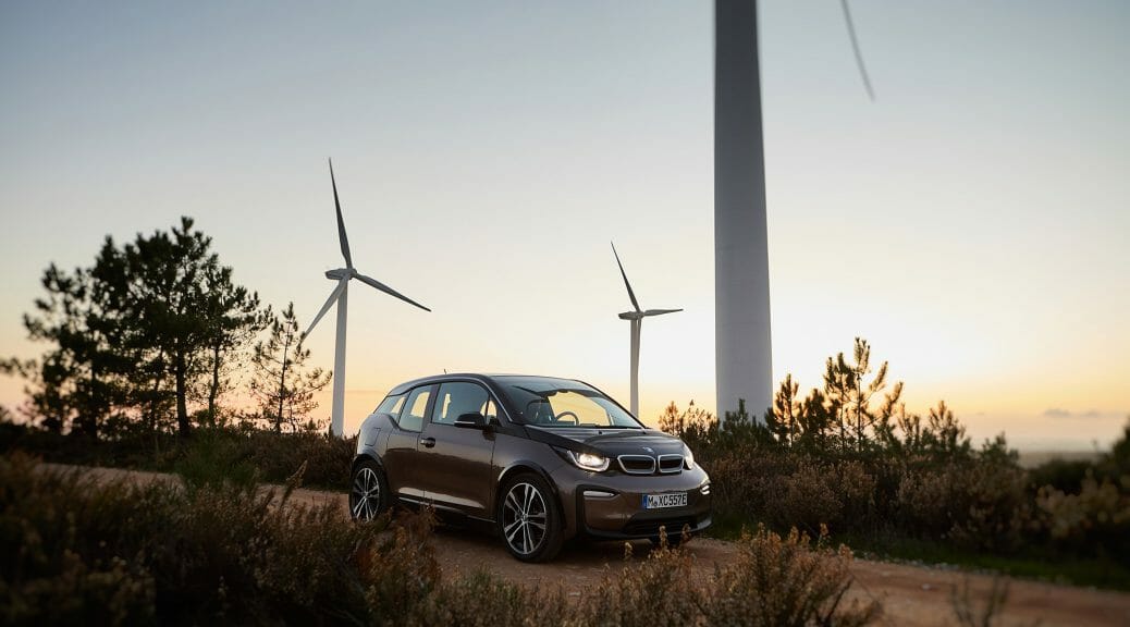 BMW i3 新型42kWhバッテリー搭載車のニュースをEVユーザー視点で深掘り