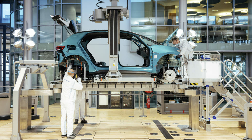 ドレスデンの透明な工場でフォルクスワーゲンID.3を生産中～4カ所目の電気自動車生産拠点