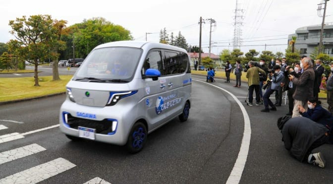 佐川急便が開発中の軽EV宅配車をお披露目〜計画通り実現すれば日本は変わる！