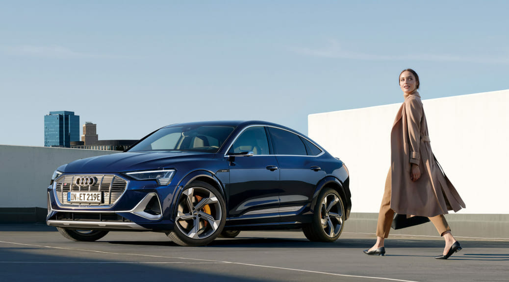 アウディが電気自動車『e-tron』に高性能な「Sモデル」を追加〜『Audi e-tron S／e-tron S Sportback』を日本導入