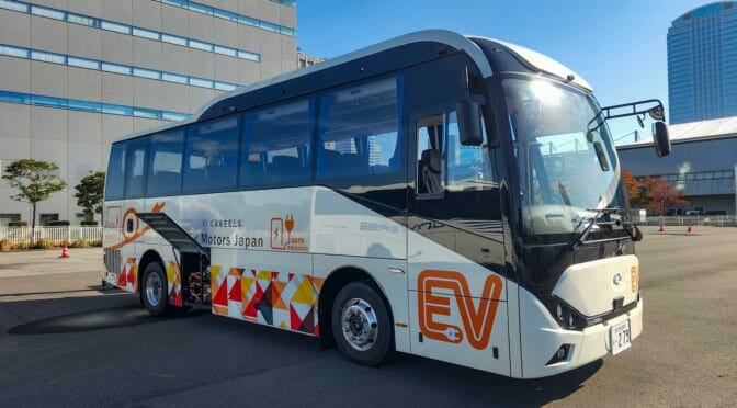 「バステク in 首都圏」でEV モーターズ・ジャパンの電気バスが大好評〜充電の謎を直撃