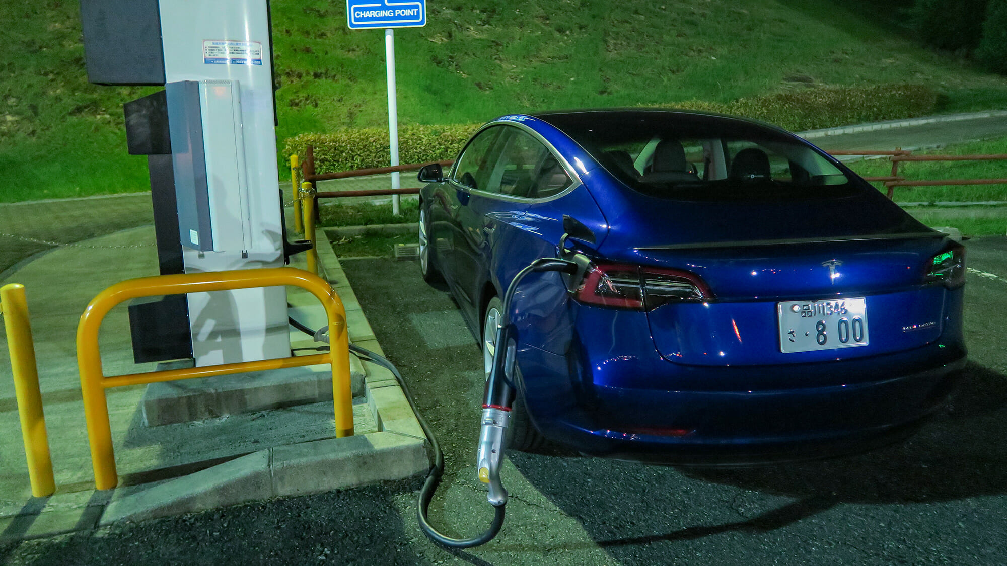 テスラ チャデモアダプター CHAdeMO Tesla○即購入可能