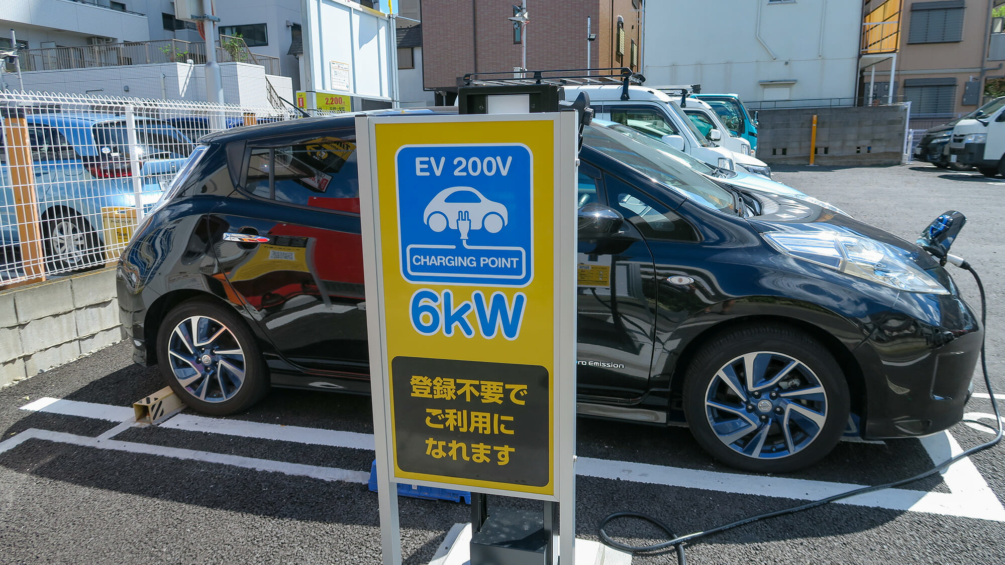 タイムズパーキングに無料のEV用6kW普通充電器設置の実証実験～東京・神奈川で50カ所