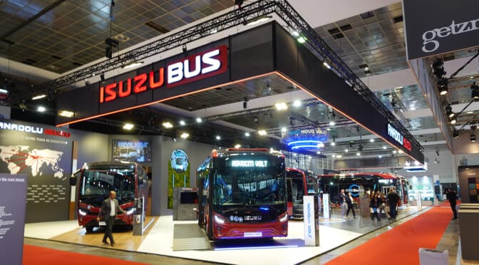 圧巻の現実「世界の最新EVバス図鑑」〜 busworld2023 レポート