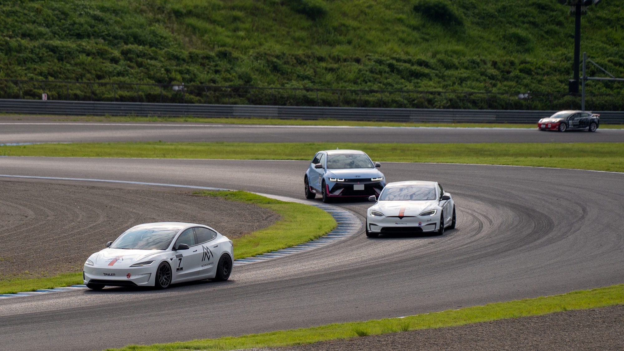 「全日本EV-GP第5戦」レポート／モデルSのKIMI選手が4連勝で連覇に王手