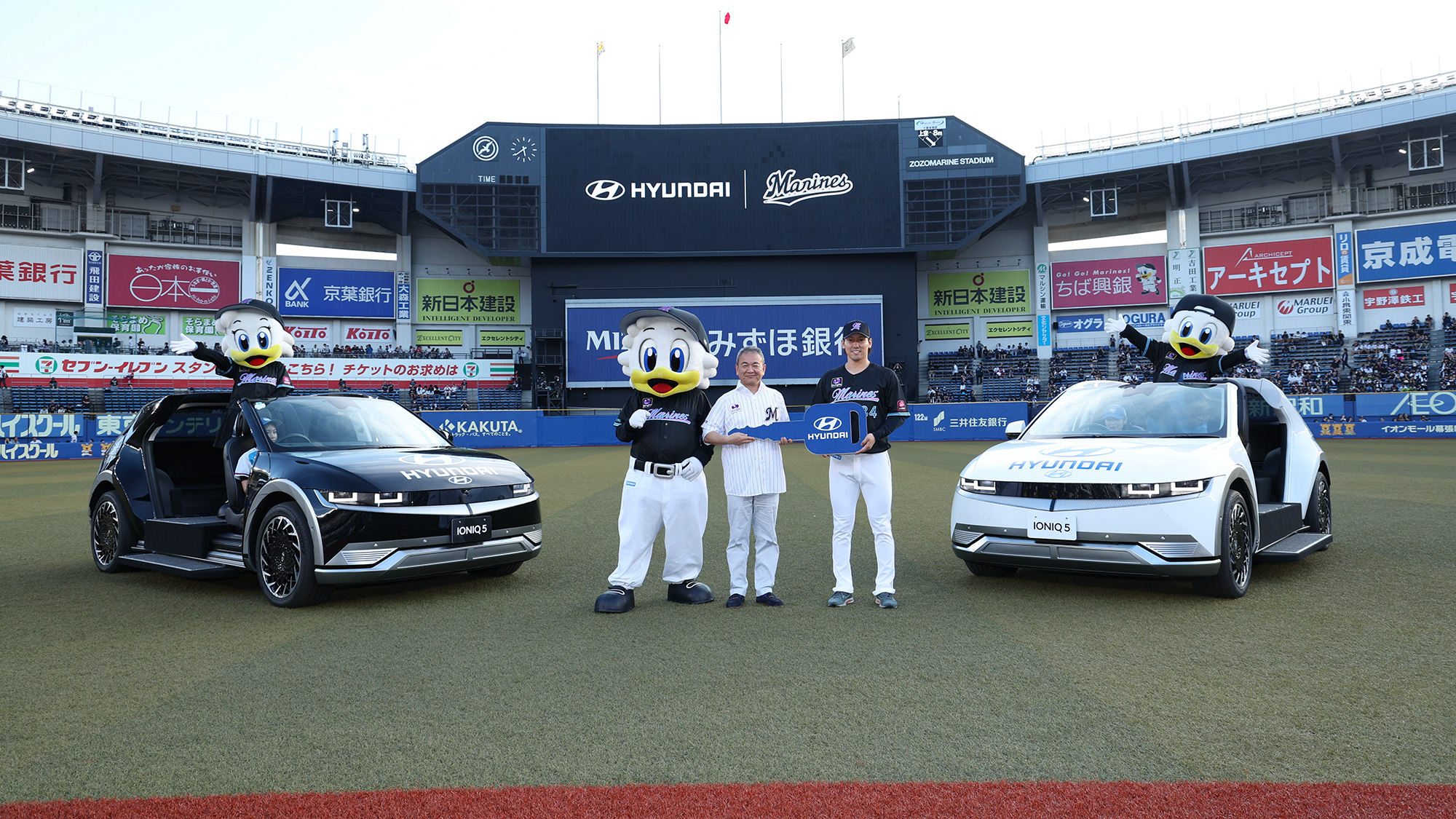 ZOZOマリンスタジアムにヒョンデのEV「IONIQ 5」のリリーフカーが登場／観戦チケットプレゼント！