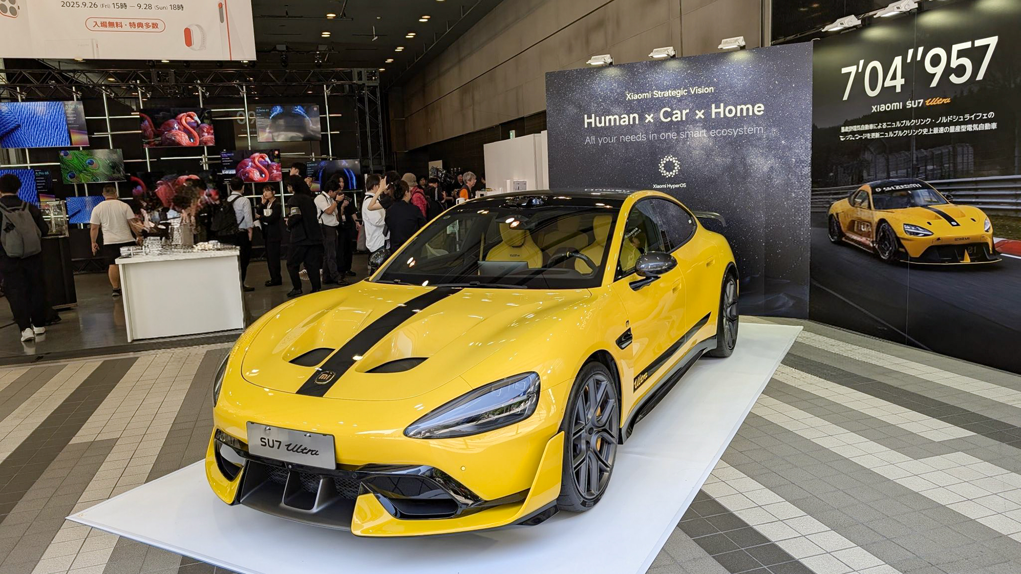 中国で大ヒットの電気自動車「シャオミSU7」が日本上陸！ 日本発売には「もう少し時間がかかる」